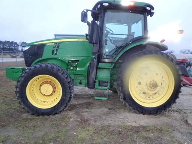 Image of John Deere 7230R equipment image 3