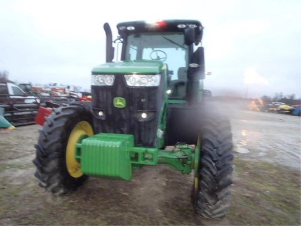 Image of John Deere 7230R Primary image