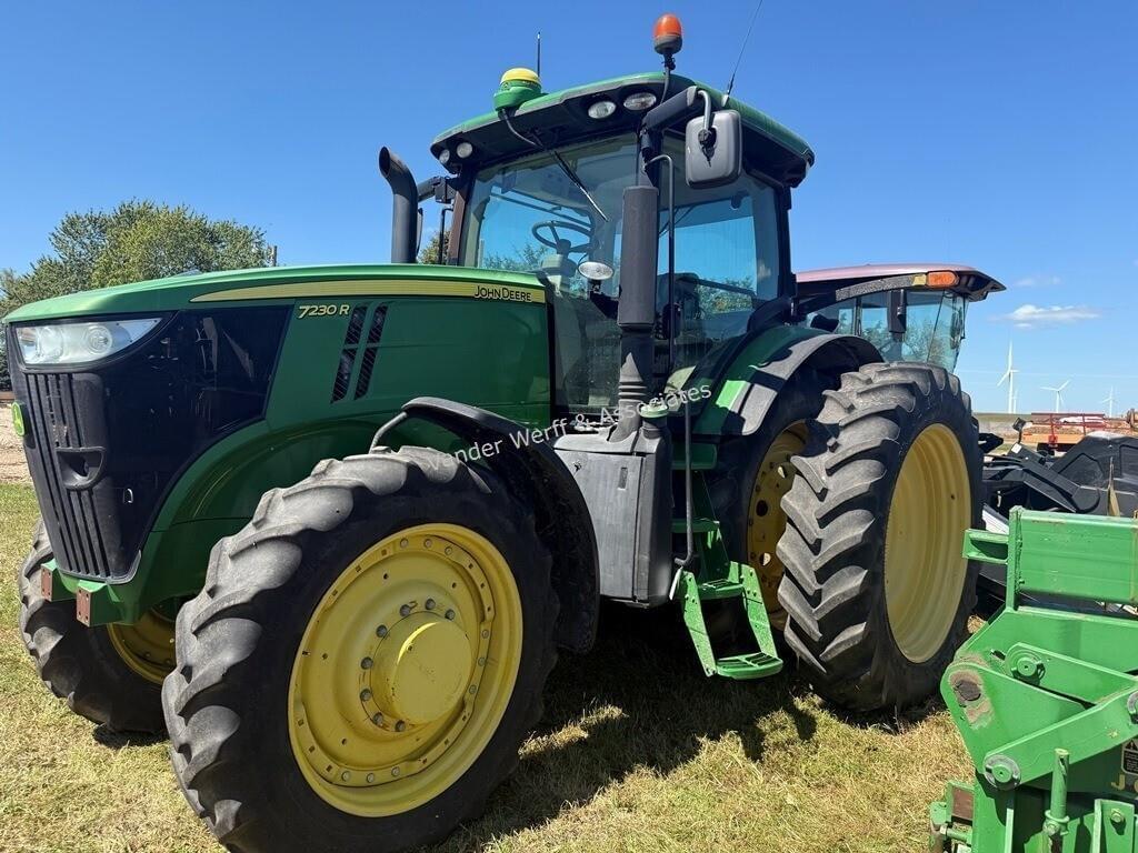 Image of John Deere 7230R Primary image