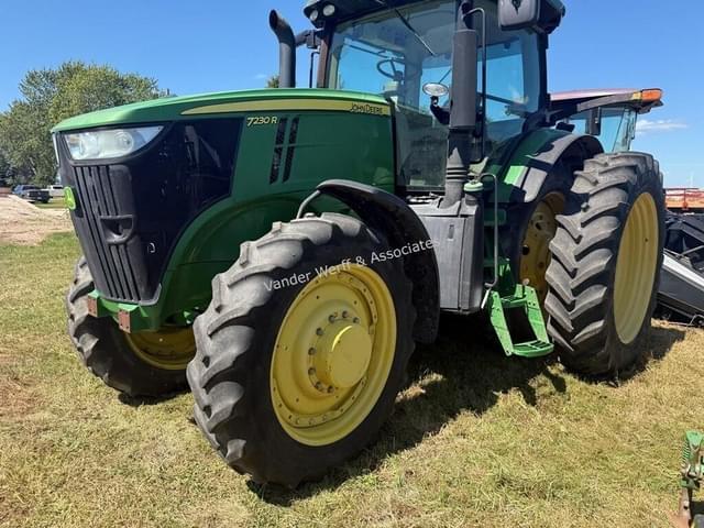 Image of John Deere 7230R equipment image 1