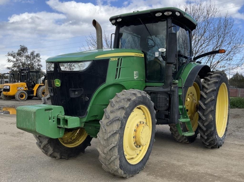 Main image John Deere 7230R