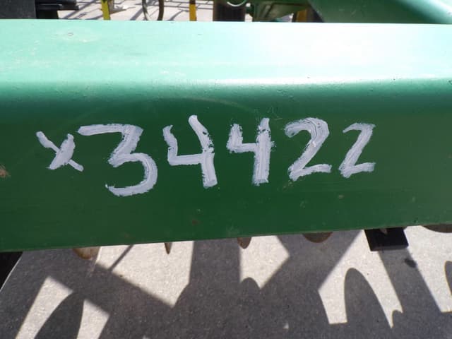 Image of John Deere 724 equipment image 2