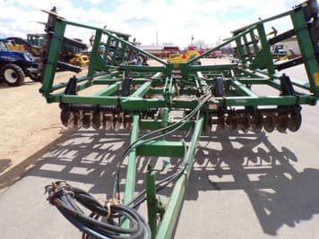 Main image John Deere 724
