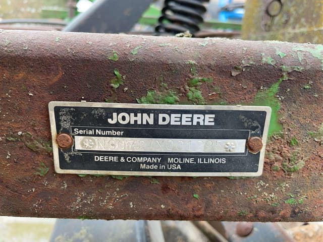Image of John Deere 724 equipment image 4