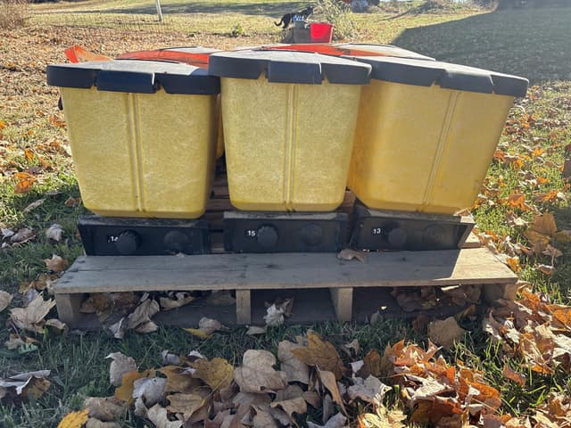 Image of John Deere 7240 equipment image 4