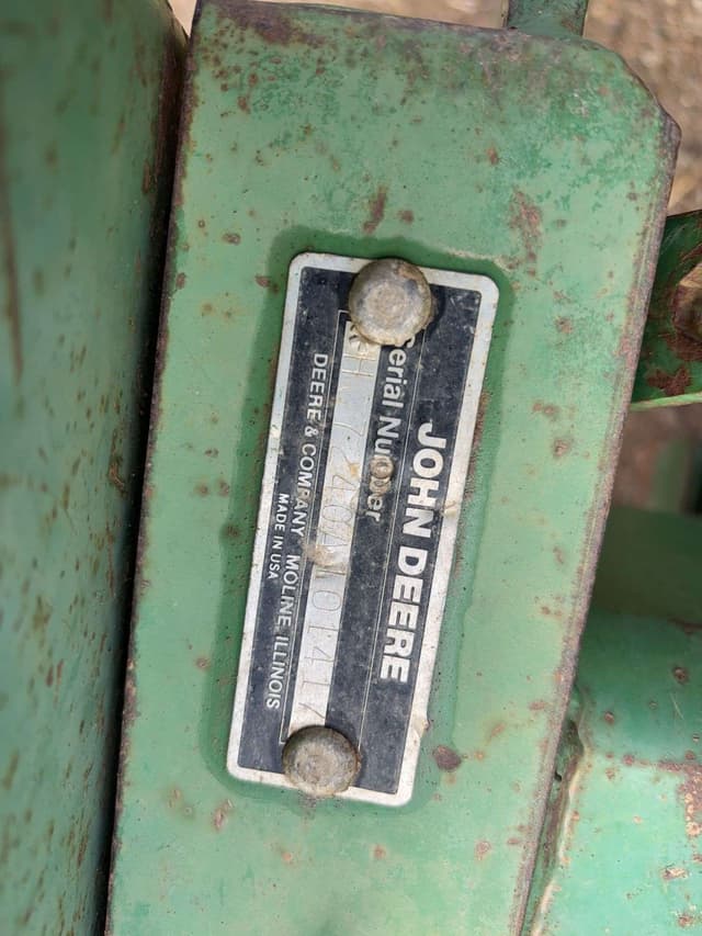 Image of John Deere 7240 equipment image 2
