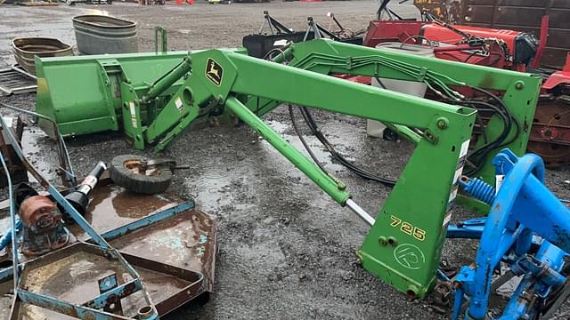 Image of John Deere 725 equipment image 3