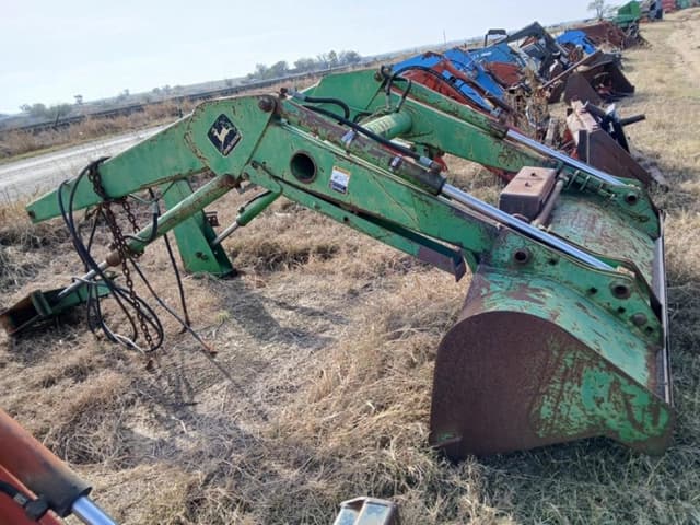 Image of John Deere 725 equipment image 2