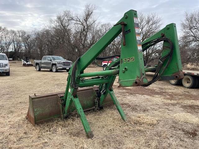 Image of John Deere 725 equipment image 3