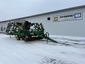 Main image John Deere 726