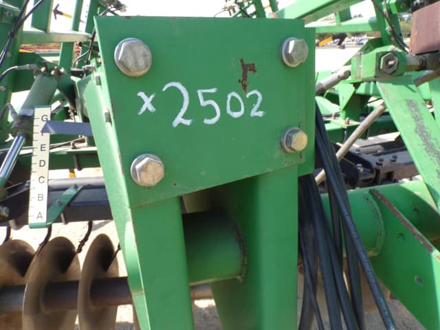 Image of John Deere 726 equipment image 1