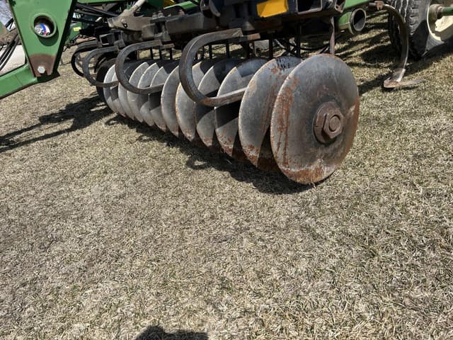 Image of John Deere 726 equipment image 1