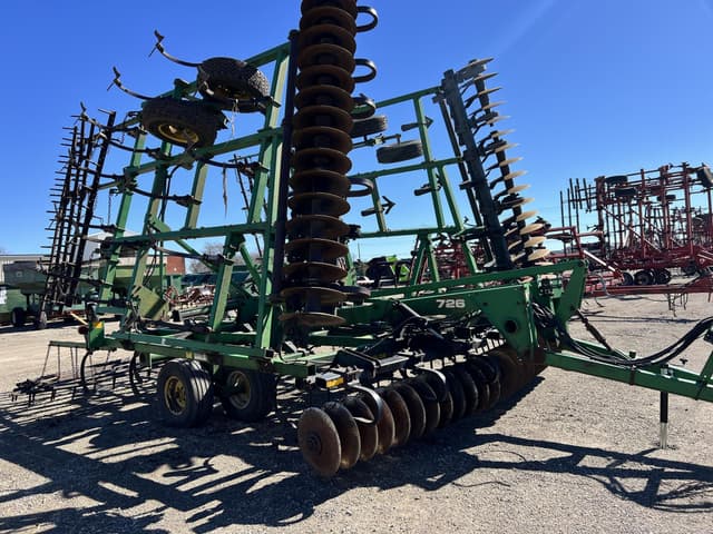 Image of John Deere 726 equipment image 3
