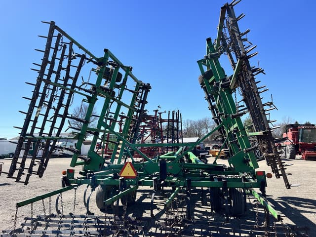 Image of John Deere 726 equipment image 2