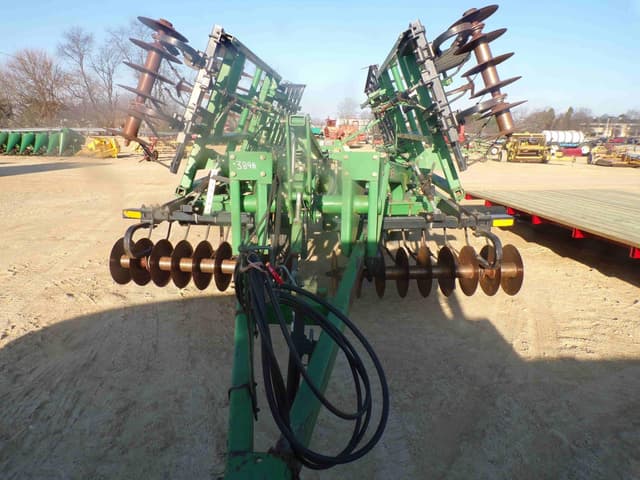 Image of John Deere 726 equipment image 2