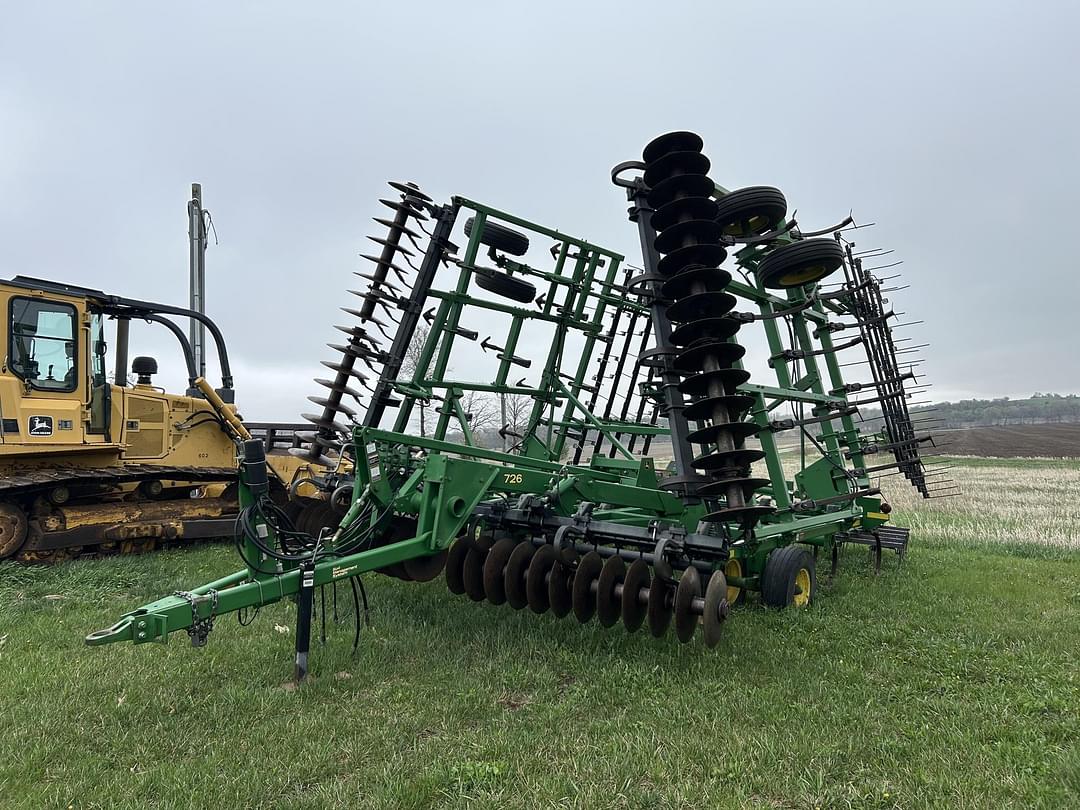 Image of John Deere 726 Primary image