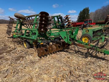 Main image John Deere 726