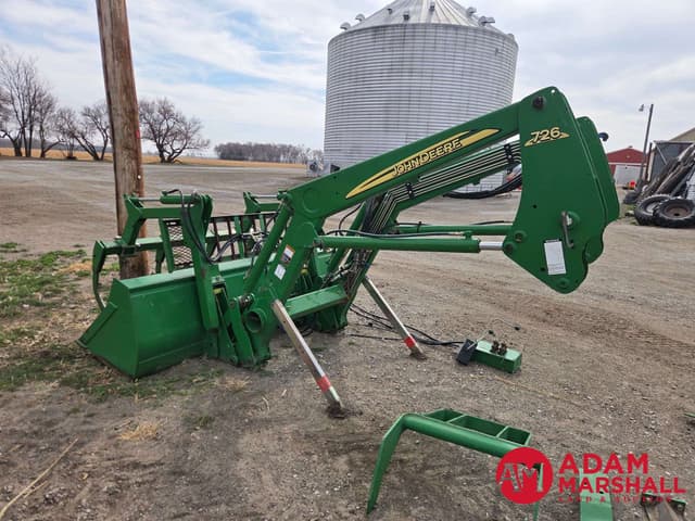 Image of John Deere 726 equipment image 2