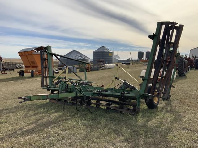 Image of John Deere 726 equipment image 3