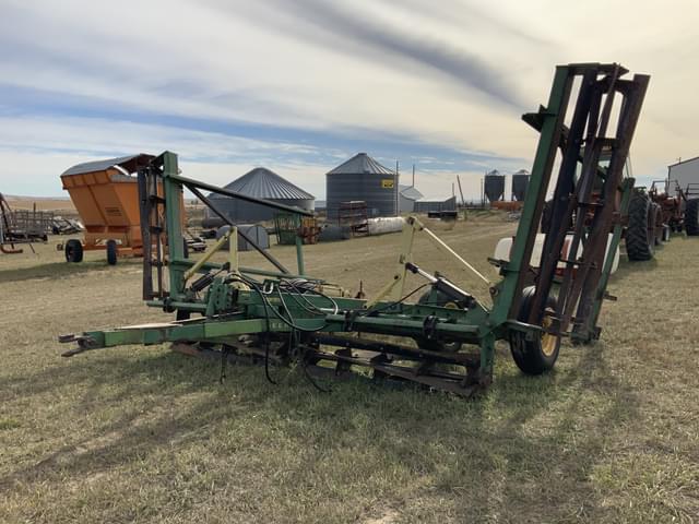 Image of John Deere 726 equipment image 4