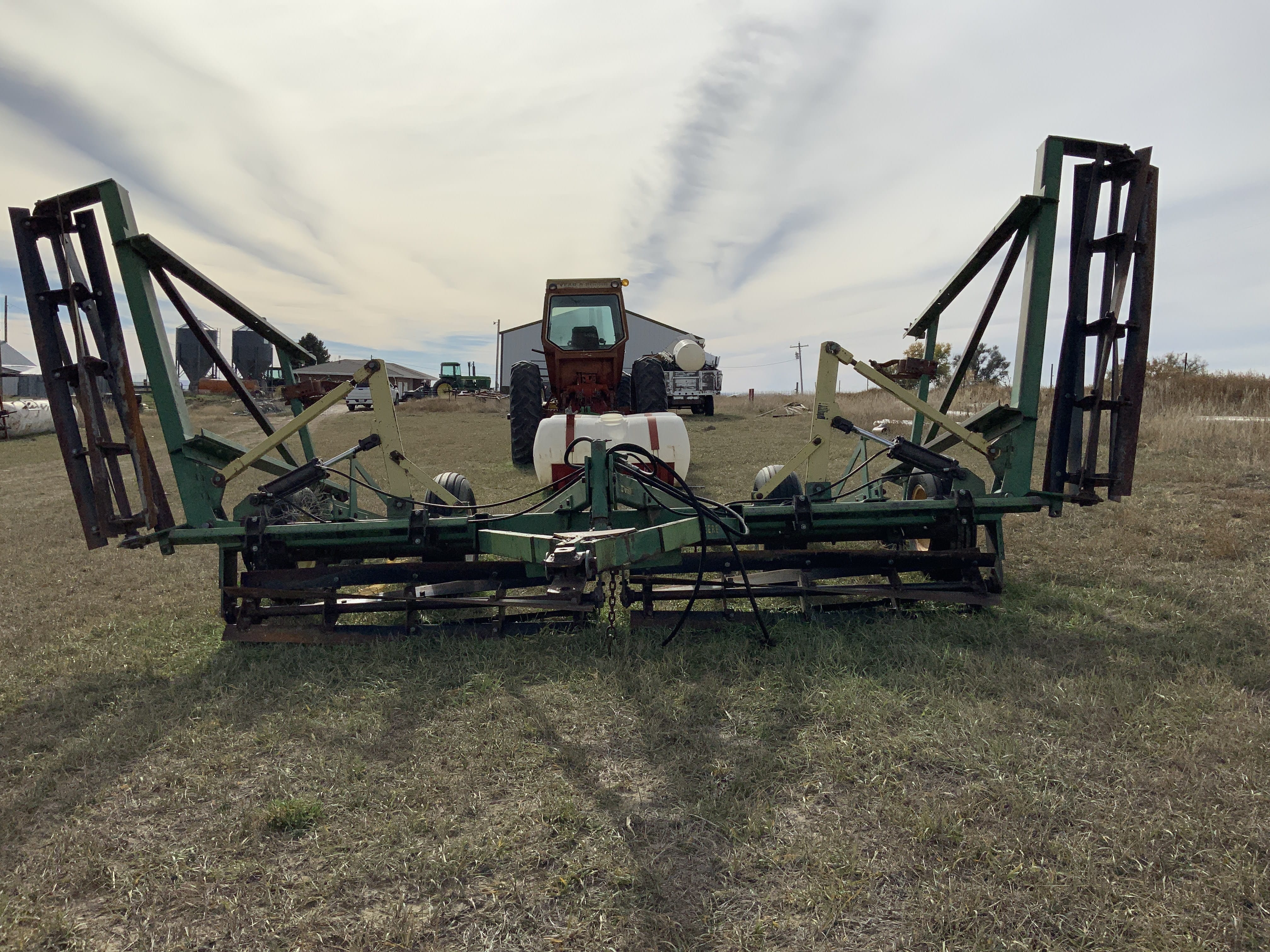 John Deere 726 Equipment Image0