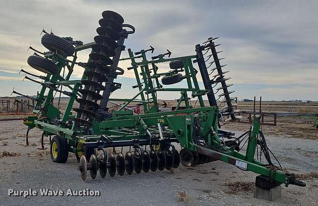 Image of John Deere 726 equipment image 2