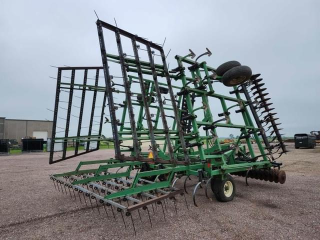 Image of John Deere 726 equipment image 2