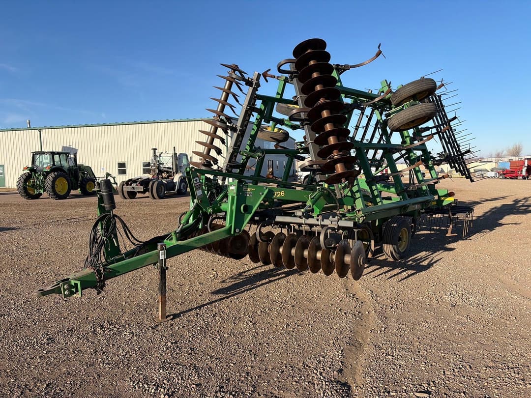 Image of John Deere 726 Primary image