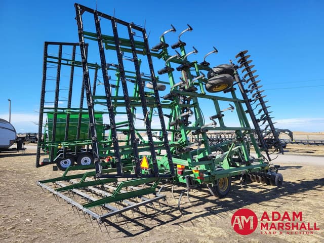 Image of John Deere 726 equipment image 3