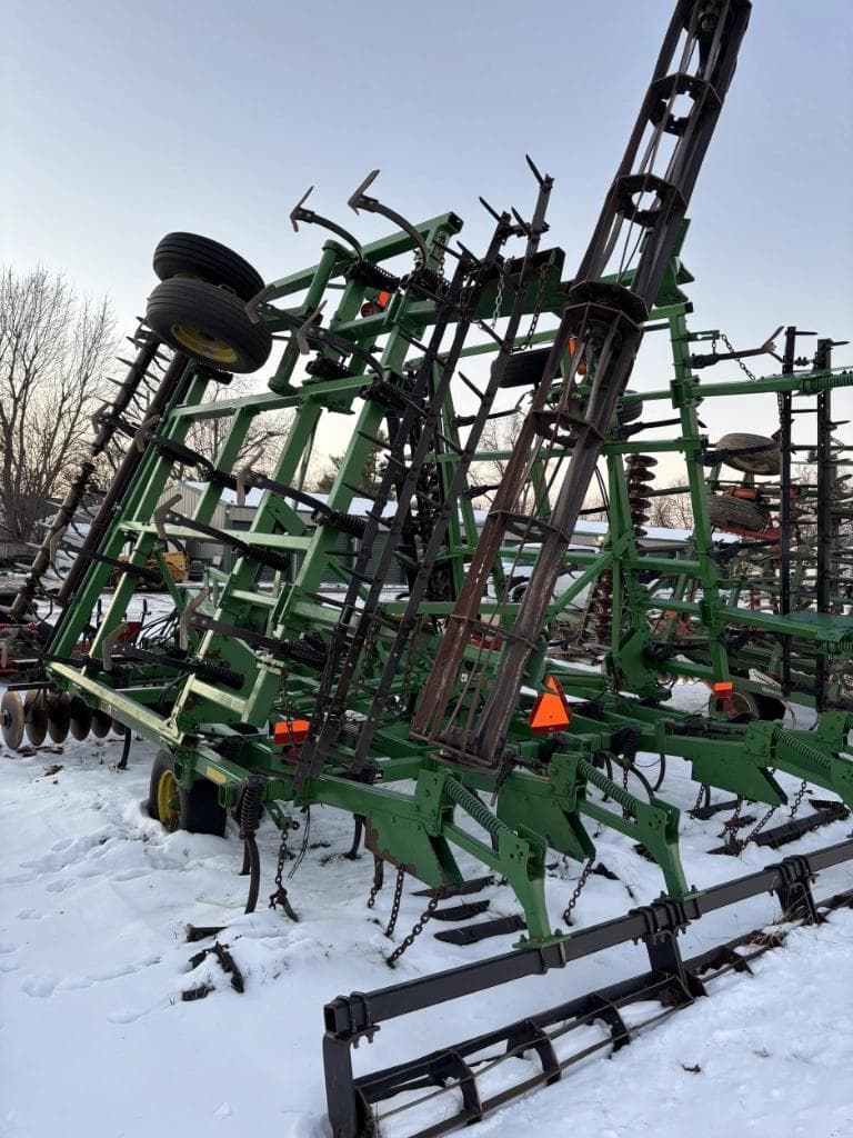 Image of John Deere 726 Image 0