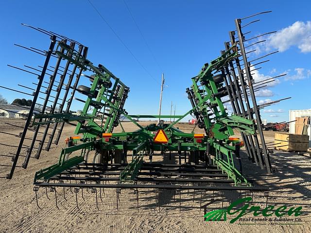 Image of John Deere 726 equipment image 3