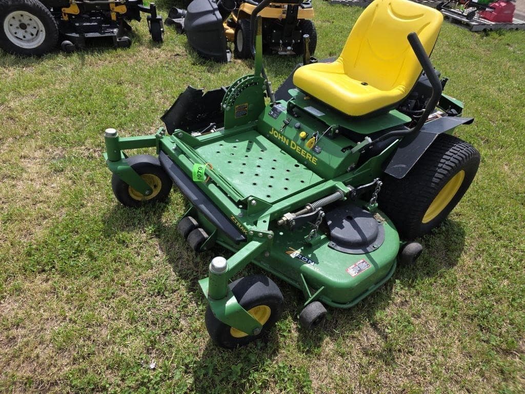Image of John Deere 727 Primary image