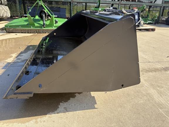 Image of John Deere C72 equipment image 3