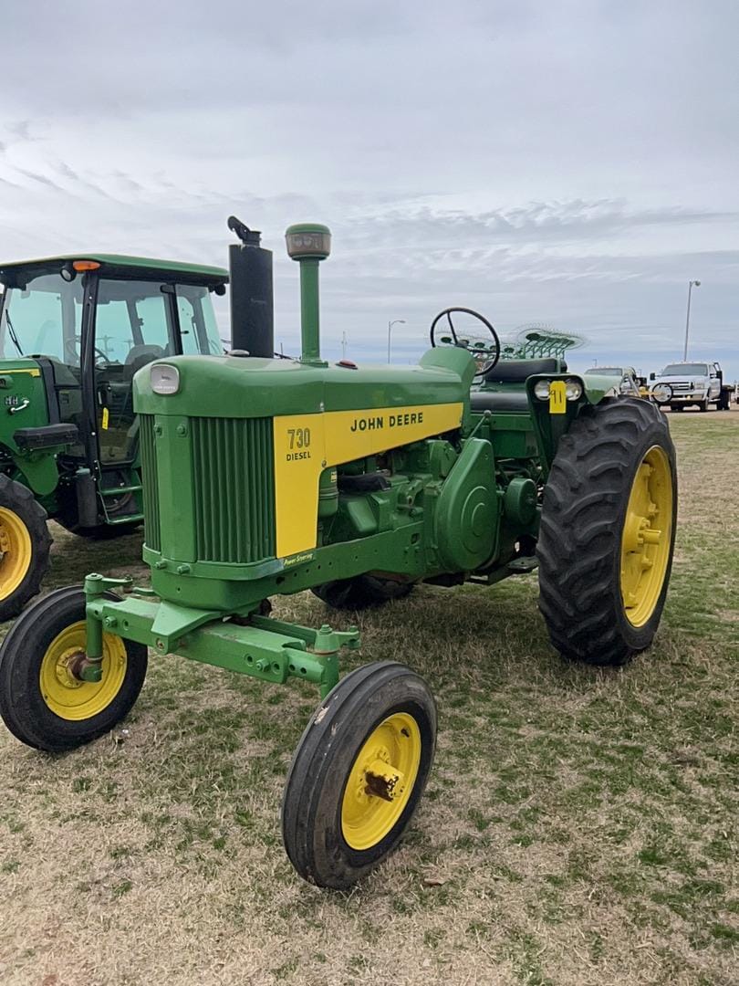 Main image John Deere 730