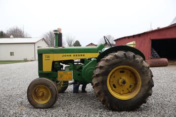 Main image John Deere 730