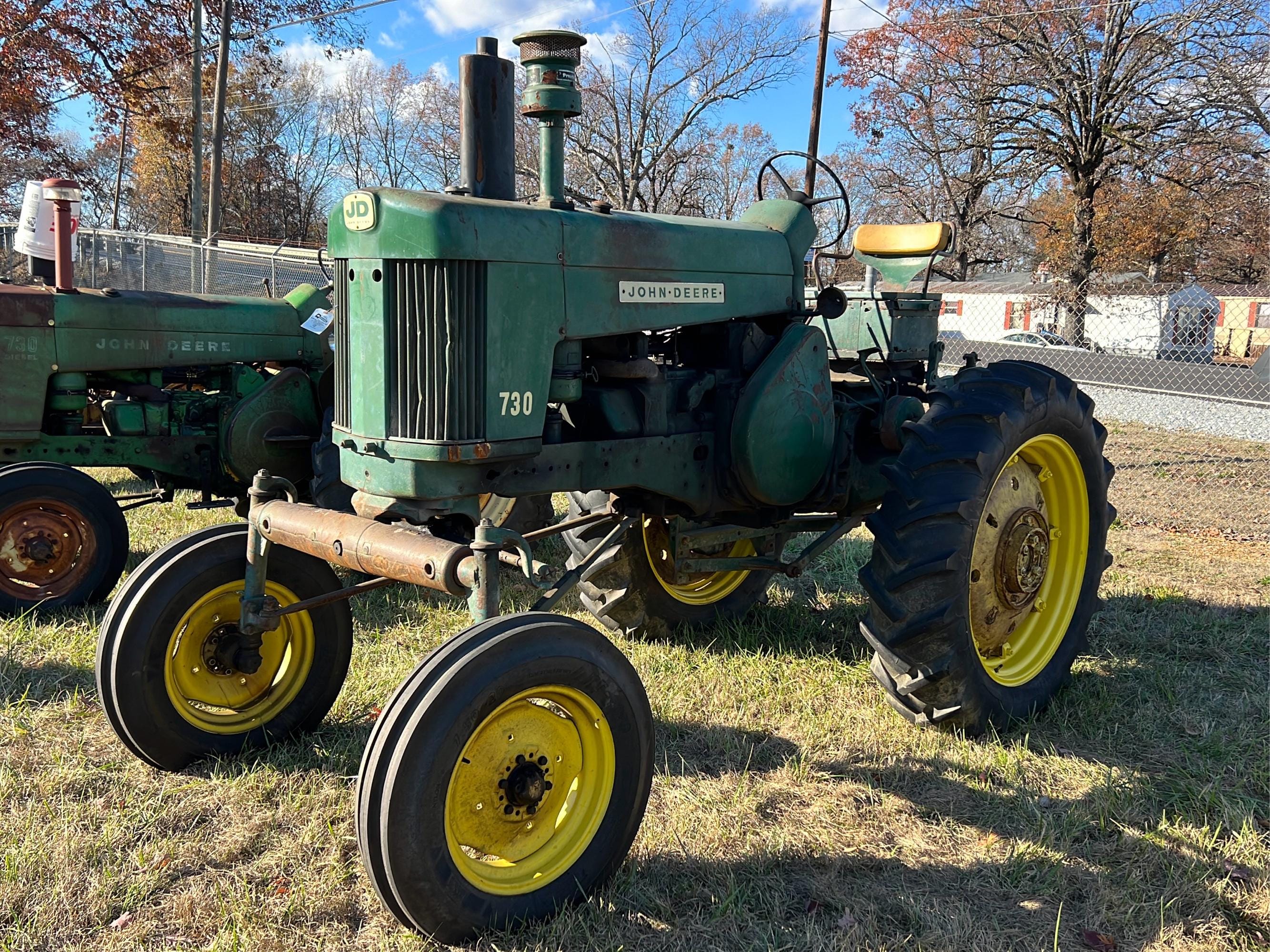 Main image John Deere 730