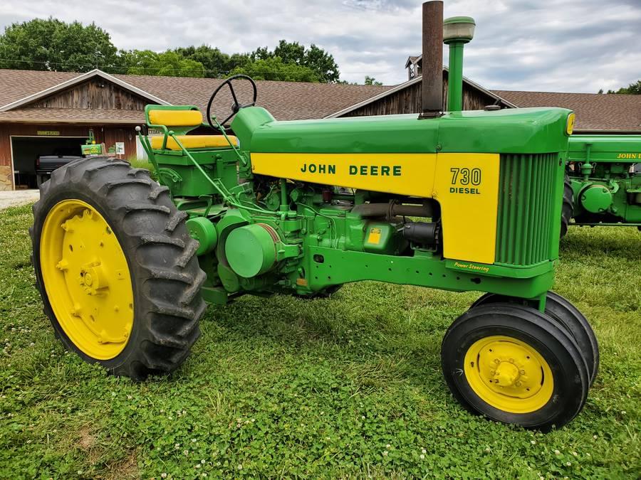 Image of John Deere 730 Image 0