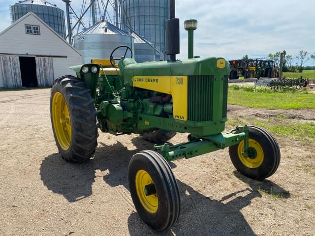 Image of John Deere 730 equipment image 1