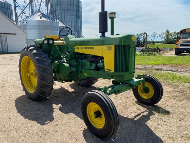 Image of John Deere 730 equipment image 2