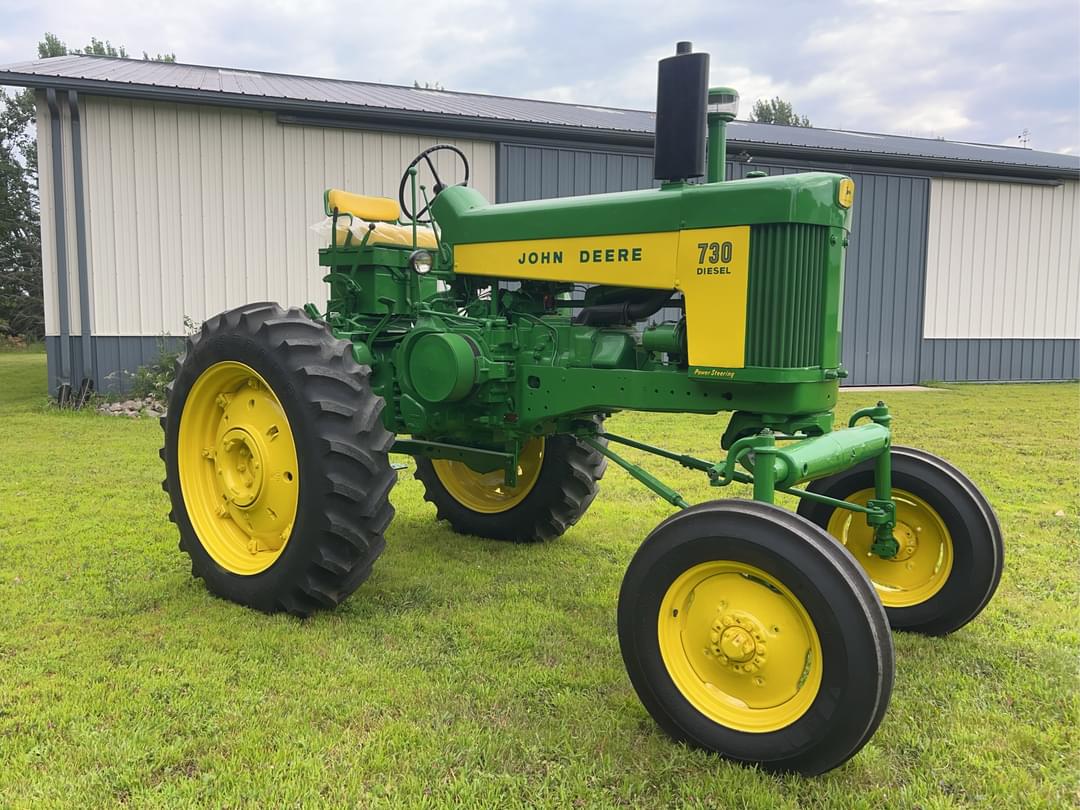 Image of John Deere 730 Primary image