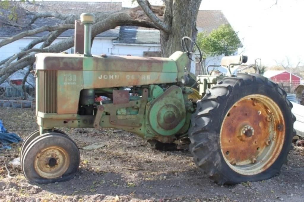 John Deere 730 Equipment Image0