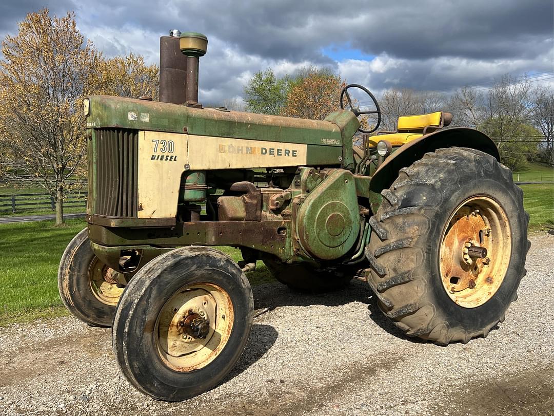 Image of John Deere 730 Primary image