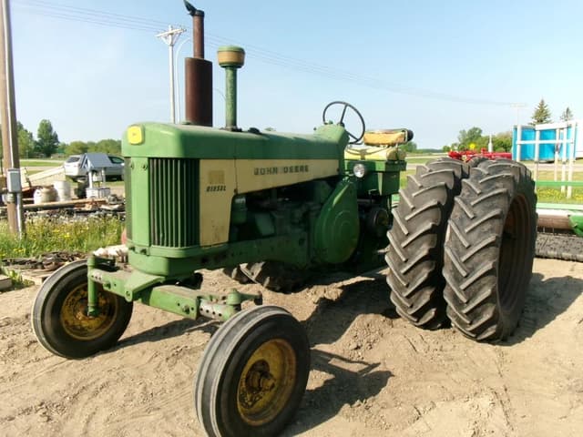 Image of John Deere 730 equipment image 1