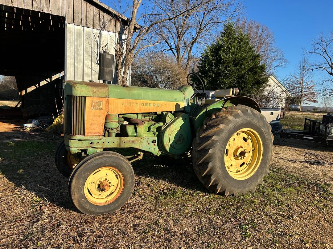 Image of John Deere 730 Primary image