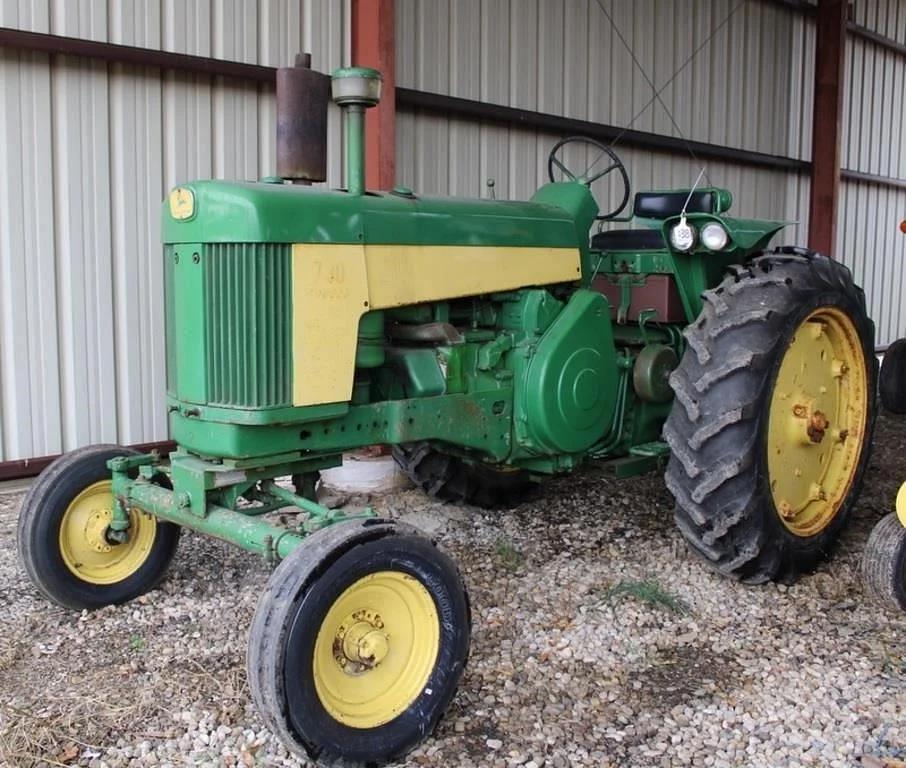 Image of John Deere 730 Primary image