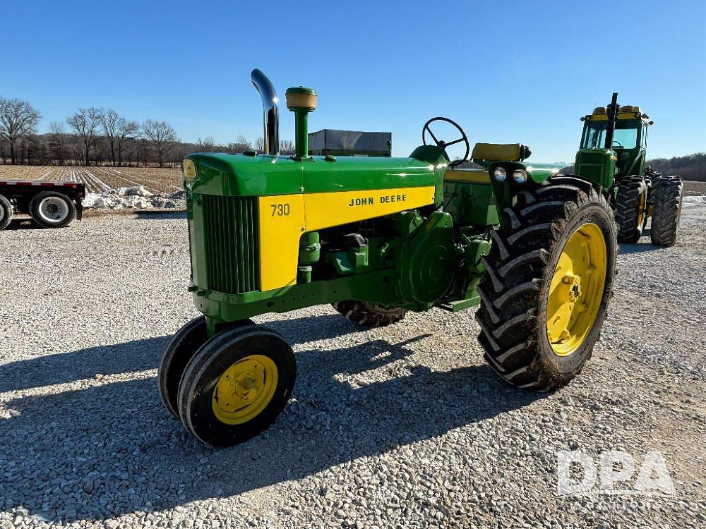 Image of John Deere 730 Primary image