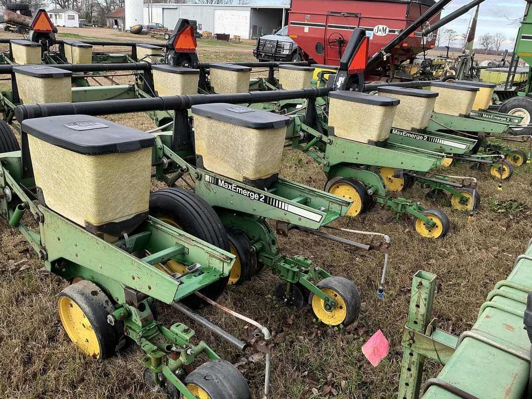 Image of John Deere 7300 Image 1