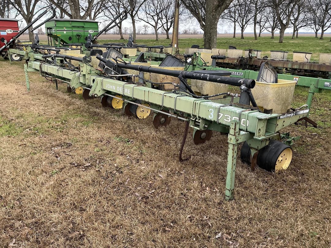 Image of John Deere 7300 Image 0