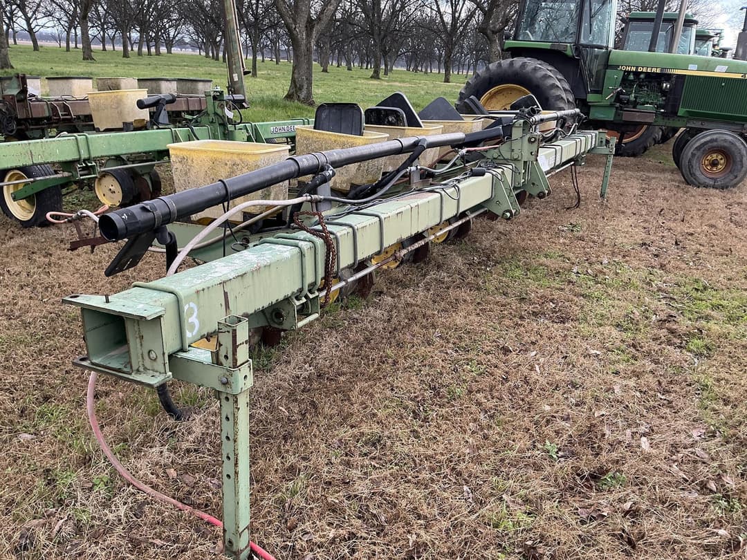 Image of John Deere 7300 Image 1