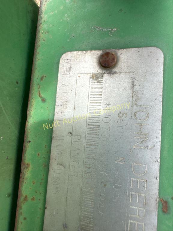 Image of John Deere 7300 equipment image 4